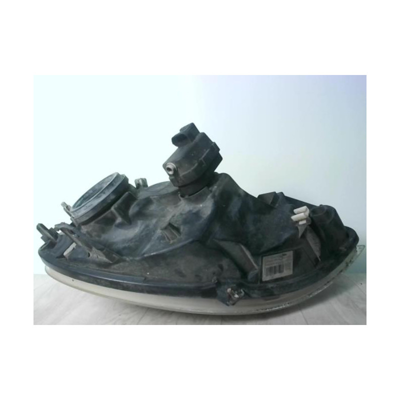Optique avant principal droit (feux)(phare) RENAULT  d’occasion