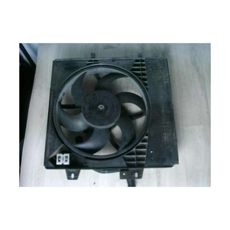 Ventilateur eau PEUGEOT 207 PHASE 1 d’occasion