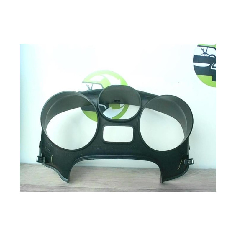 Cache Compteur TOYOTA RAV4 1 PHASE 2 d’occasion