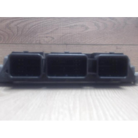 Calculateur RENAULT MEGANE 2 PHASE 1 d’occasion