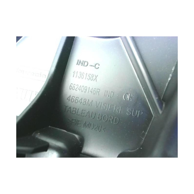 Casquette tableau de bord RENAULT CLIO 4 PHASE 1 d’occasion
