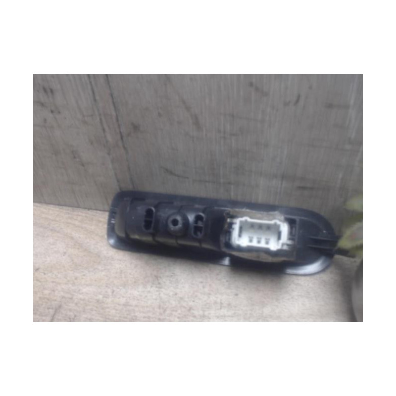 Bouton/Interrupteur RENAULT MEGANE 2 PHASE 2 BREAK d’occasion