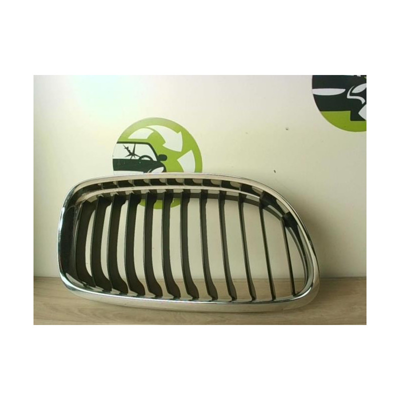 Grille de calandre droite BMW SERIE 3 E90 PHASE 1 d’occasion
