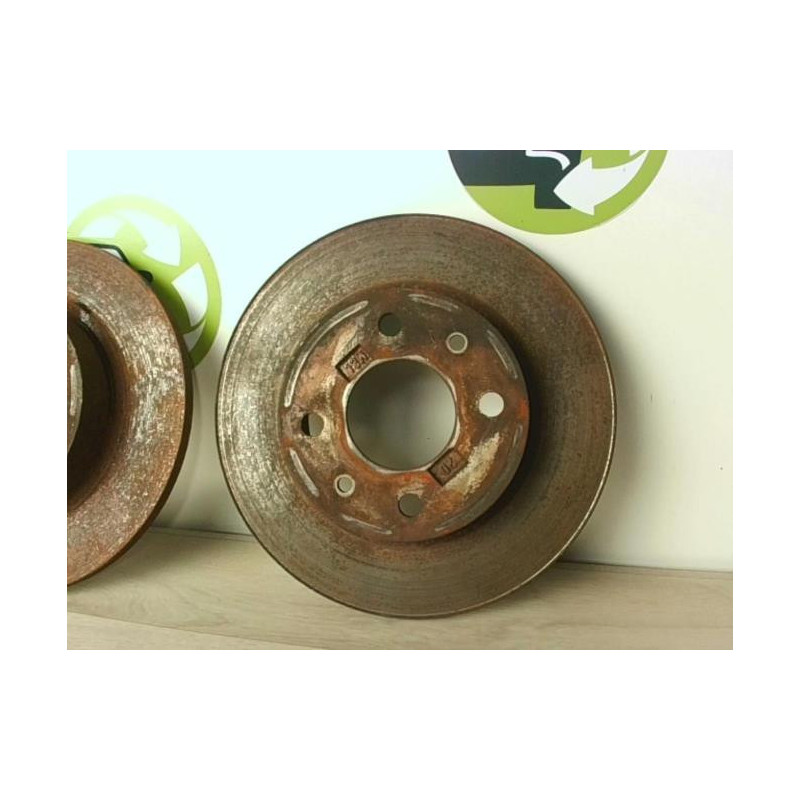 Paire de disques avant (freinage) FORD KA PHASE 2 d’occasion