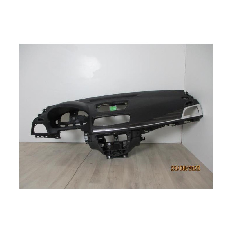 Tableau de bord RENAULT MEGANE 3 PHASE 1 d’occasion