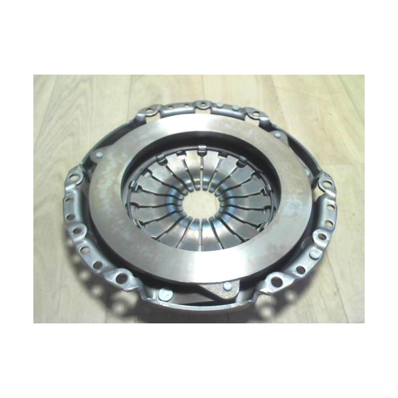 Embrayage FORD FIESTA 5 PHASE 1 d’occasion