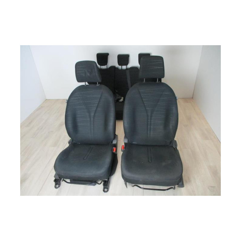 Interieur complet TOYOTA YARIS 2 PHASE 1 d’occasion