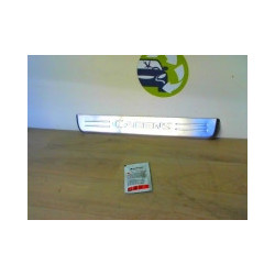 Baguette de porte arriere droite KIA  d’occasion