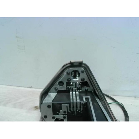Platine feu arriere gauche RENAULT CLIO 3 PHASE 1 BREAK d’occasion