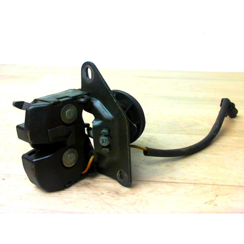 Serrure de coffre FIAT PUNTO 2 PHASE 1 d’occasion