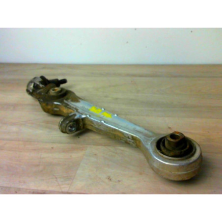 Bras de suspension superieur avant gauche AUDI A4 1 PHASE 1 d’occasion
