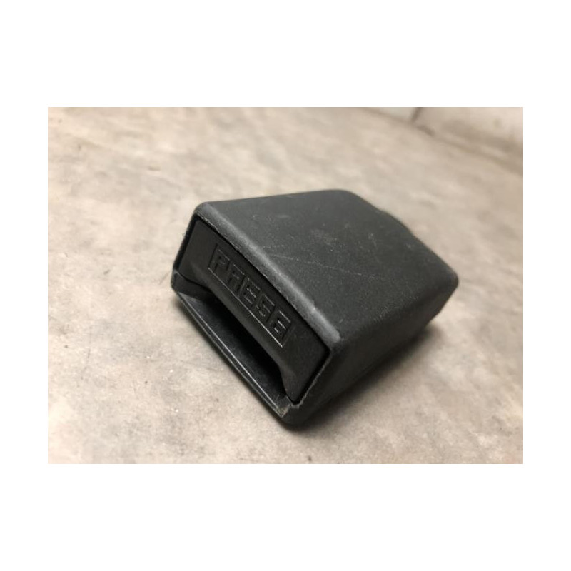 Attache ceinture arriere centrale PEUGEOT PARTNER 2 PHASE 2 d’occasion