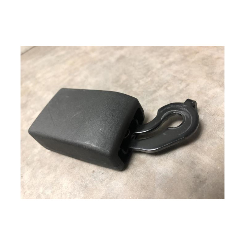 Attache ceinture arriere centrale PEUGEOT PARTNER 2 PHASE 2 d’occasion
