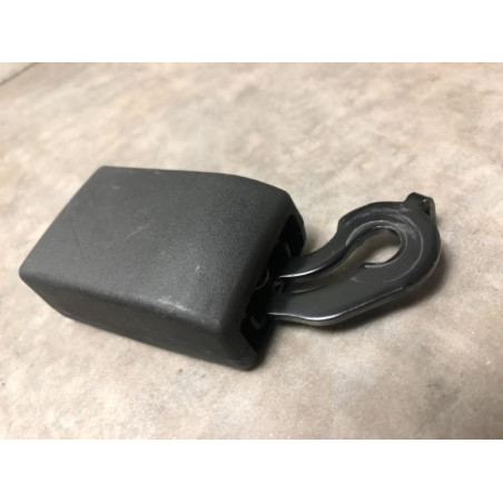 Attache ceinture arriere centrale PEUGEOT PARTNER 2 PHASE 2 d’occasion