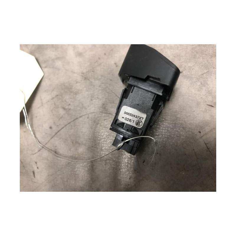 Bouton/Interrupteur PEUGEOT 5008 1 PHASE 1 d’occasion