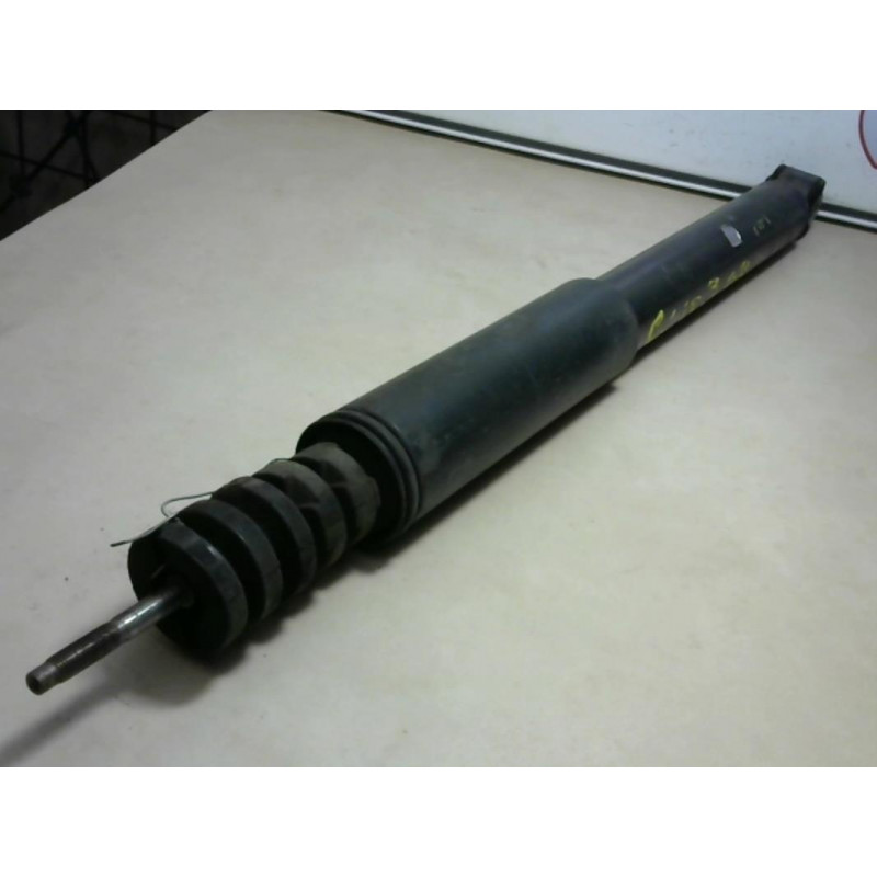 Amortisseur arriere droit RENAULT CLIO III PHASE 1 d’occasion