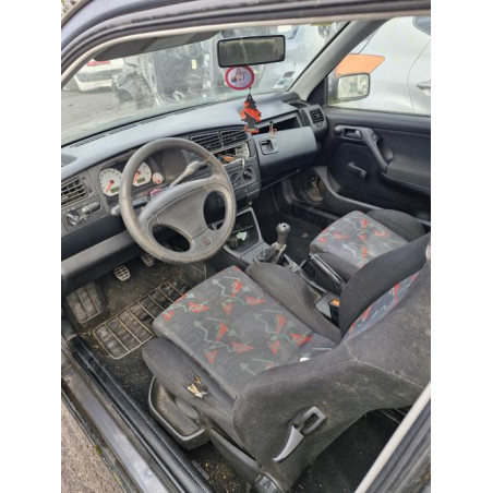 Armature avant, Masque avant VOLKSWAGEN GOLF 3 d’occasion