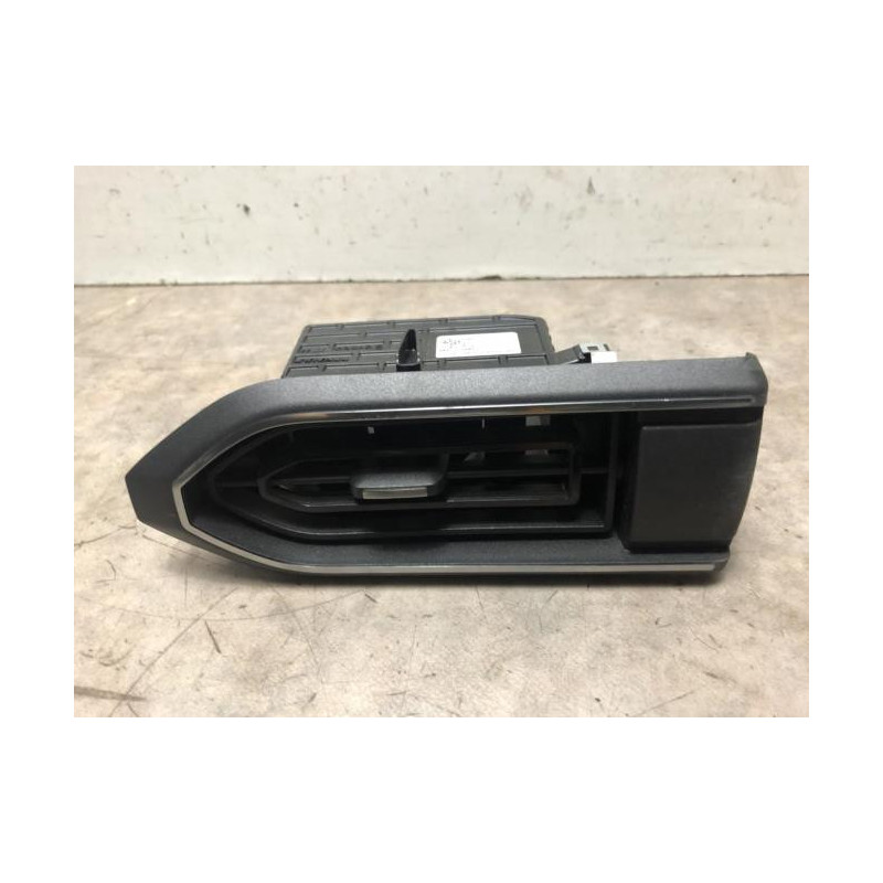 Aerateur tableau de bord avant droit DACIA SANDERO 3 d’occasion