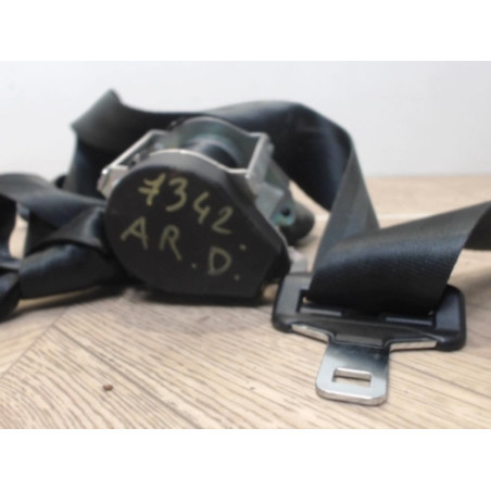 Ceinture arriere droit RENAULT MEGANE 3 PHASE 1 CABRIOLET d’occasion