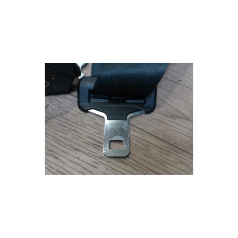 Ceinture arriere droit RENAULT MEGANE 3 PHASE 1 CABRIOLET d’occasion
