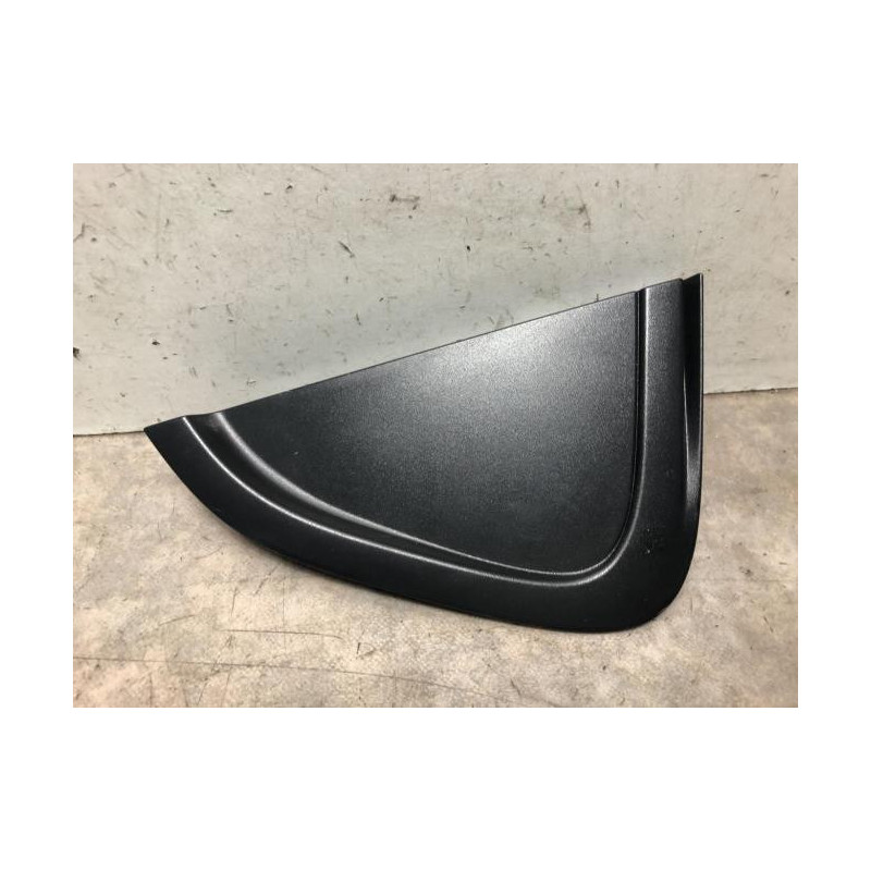 Baguette d'aile arrière gauche DACIA SANDERO 3 d’occasion