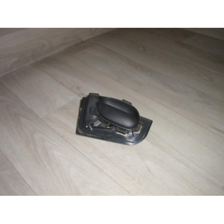 Poignee interieur arriere gauche PEUGEOT 206 PHASE 1 d’occasion