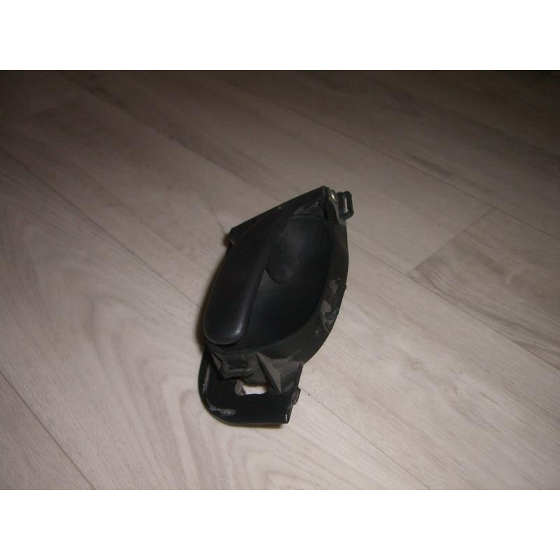 Poignee interieur arriere gauche PEUGEOT 206 PHASE 1 d’occasion