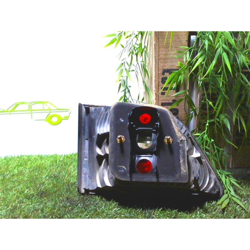 Feu arriere principal droit (feux) FIAT STILO BREAK d’occasion