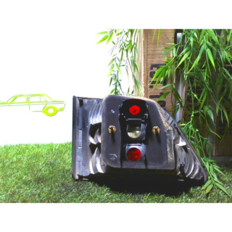 Feu arriere principal droit (feux) FIAT STILO BREAK d’occasion