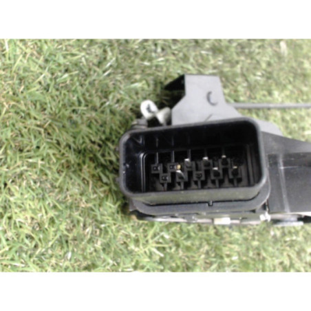 Serrure avant droit FORD FOCUS 2 PHASE 1 d’occasion