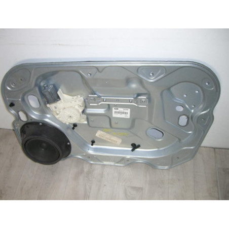 Leve vitre electrique avant droit FORD FOCUS 2 PHASE 1 d’occasion