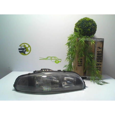 Optique avant principal droit (feux)(phare) FIAT BRAVO 1 d’occasion