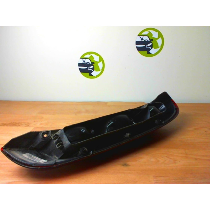 Feu arriere principal gauche (feux) OPEL CORSA C PHASE 1 d’occasion