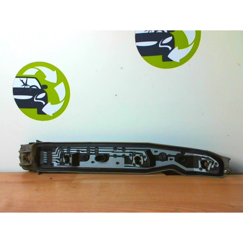 Platine feu arriere gauche OPEL CORSA C PHASE 1 d’occasion