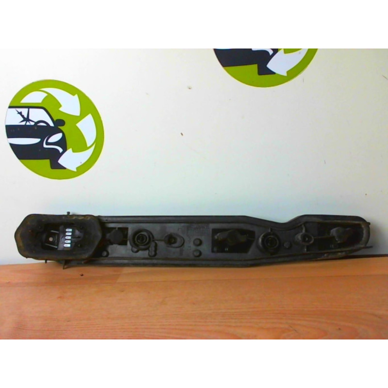 Platine feu arriere gauche OPEL CORSA C PHASE 1 d’occasion