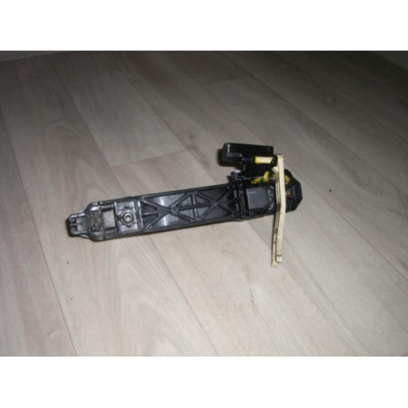Poignee porte arriere droit TOYOTA COROLLA VERSO 1 d’occasion