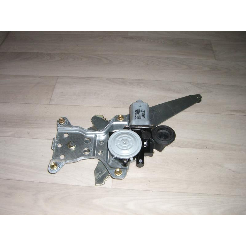 Leve vitre electrique arriere droit TOYOTA COROLLA VERSO 1 d’occasion