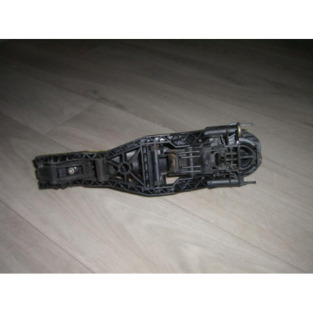 Poignee porte arriere gauche SKODA FABIA 1 PHASE 1 d’occasion