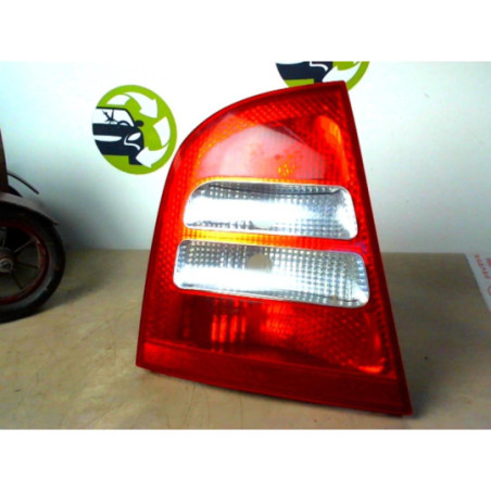 Feu arriere principal gauche (feux) SKODA OCTAVIA 1 PHASE 2 BREAK d’occasion