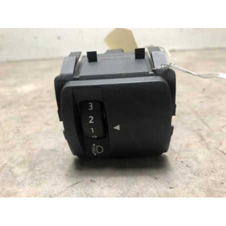 Commande de reglage hauteur de phare DACIA SANDERO 3 d’occasion
