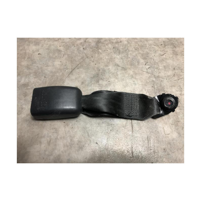 Attache ceinture arriere centrale KIA VENGA PHASE 1 d’occasion