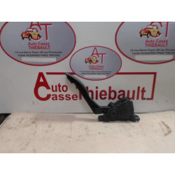 Pedalier d'accelerateur DACIA SANDERO BERLINE 1.2 16V d’occasion