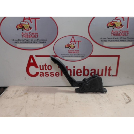Pedalier d'accelerateur DACIA SANDERO BERLINE 1.2 16V d’occasion