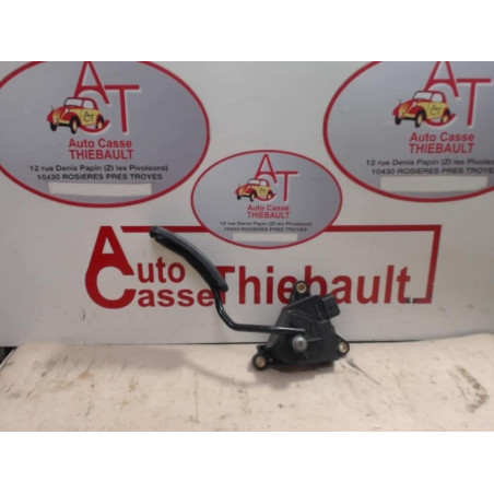 Pedalier d'accelerateur RENAULT MEGANE II PHASE 1 d’occasion