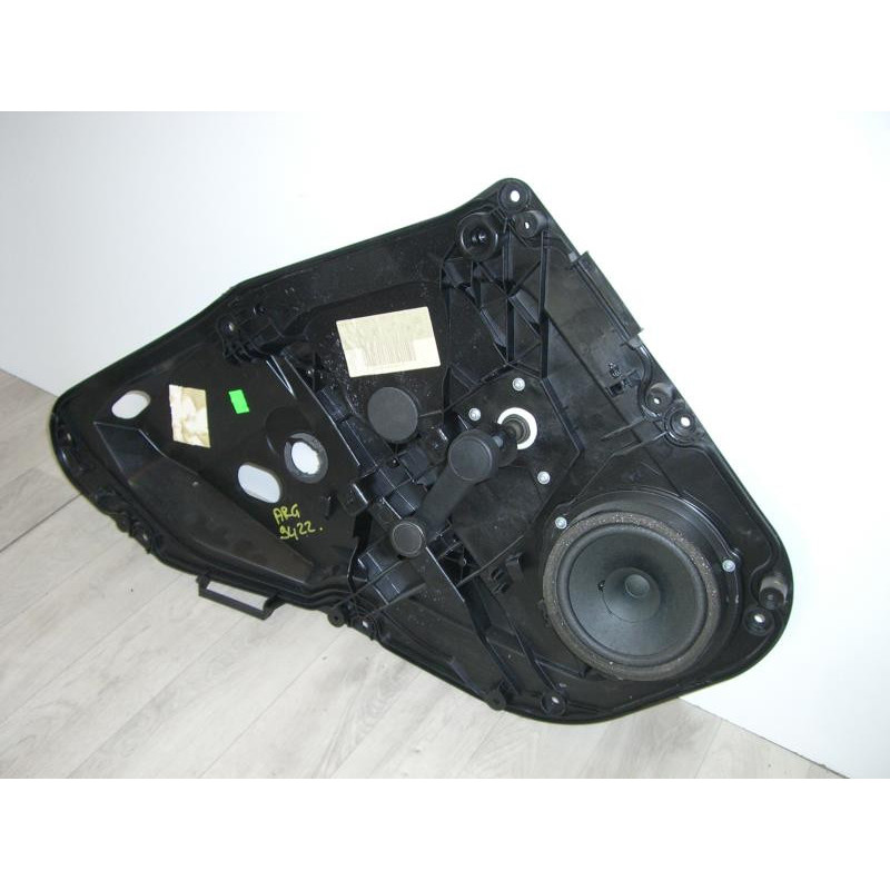Leve vitre electrique arriere gauche FORD FIESTA 6 PHASE 1 d’occasion