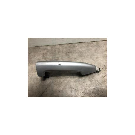 Poignee porte arriere gauche KIA VENGA PHASE 1 d’occasion