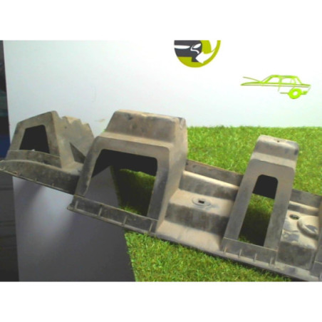 Renfort pare choc arriere (traverse) PEUGEOT 407 PHASE 1 d’occasion