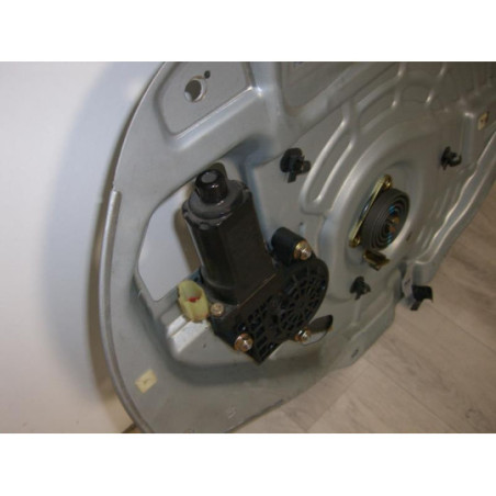 Leve vitre electrique avant droit HYUNDAI TUCSON 1 d’occasion