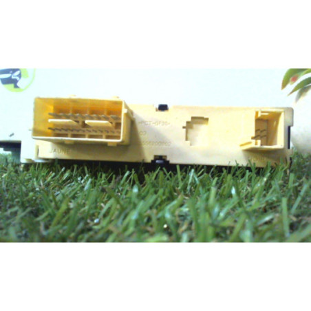 Moteur leve vitre avant droit CITROEN C4 1 PHASE 1 d’occasion