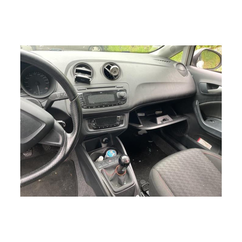 Attache ceinture arriere gauche SEAT IBIZA 4 PHASE 1 d’occasion